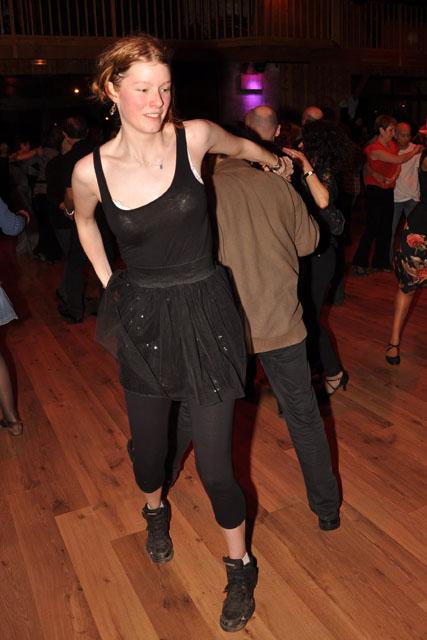 min 2011 02 20 station danse 255
